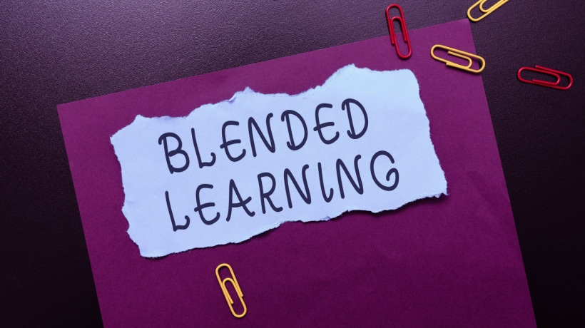 Blended Learning: Evolving With The Hybrid Learner